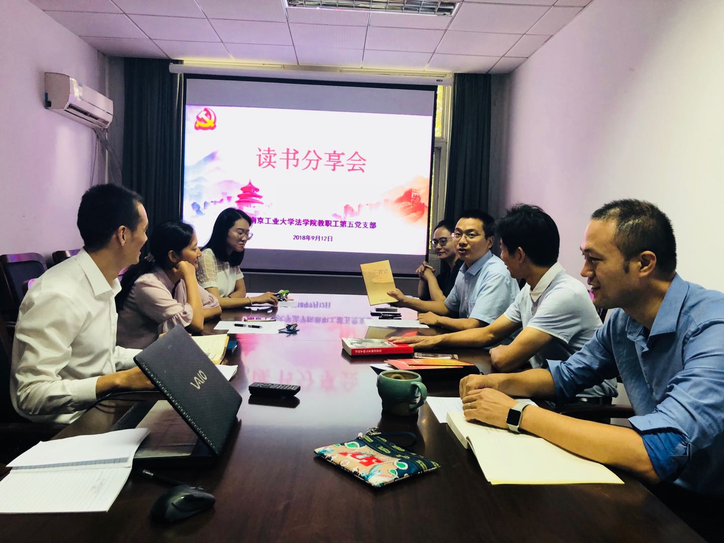 1536936892674533.jpg 1536936892674533.jpg